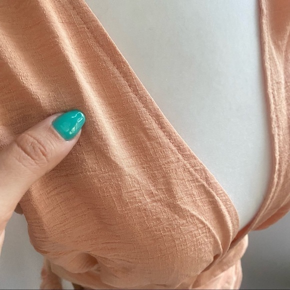 Peach Textured Plunge Wooden Ring Wrap Bodycon Dress​​​​​ - Picture 4 of 8